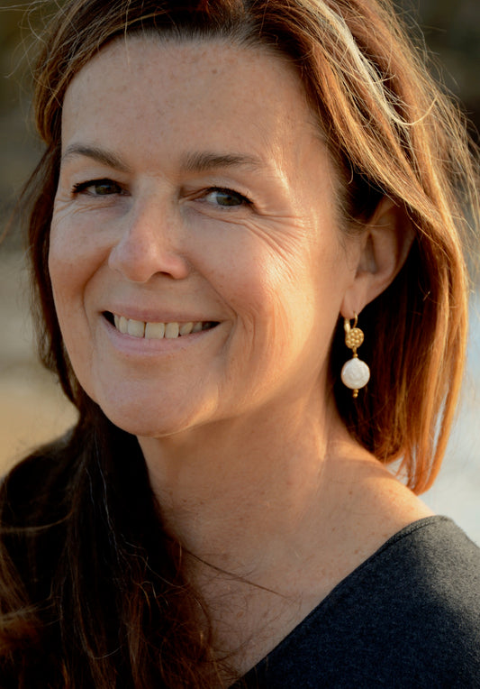 Boucles d'oreilles Zoé perle baroque plaqué or