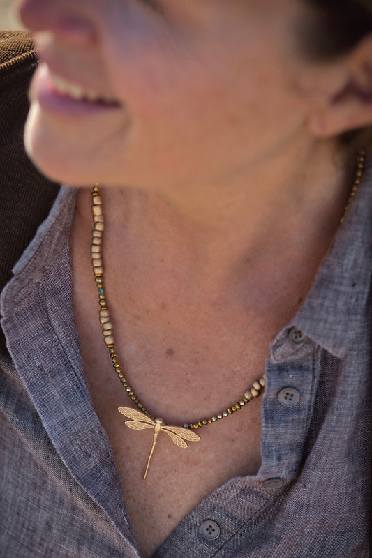 Collier Lubia Libellule dorée à l'or fin